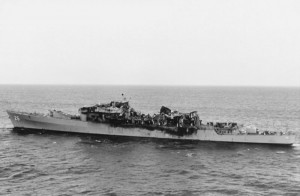 USS_Belknap_collision_damage